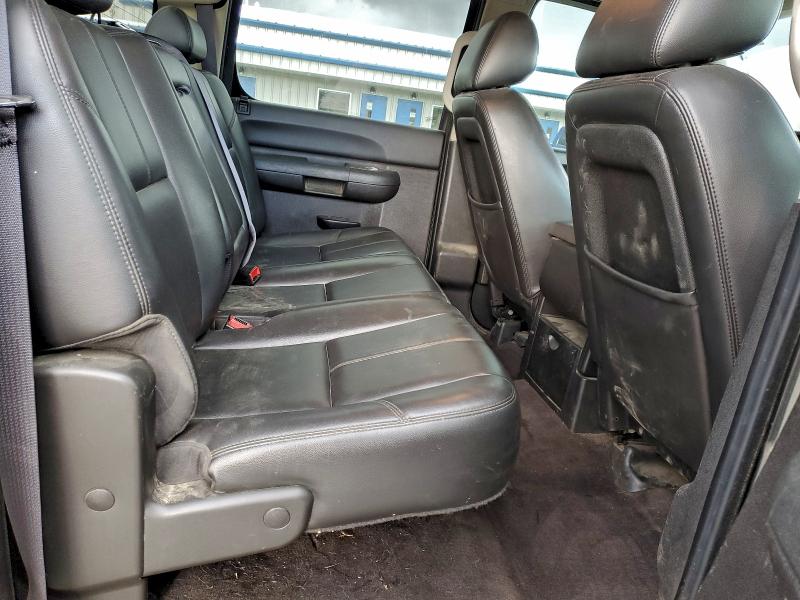 Photo 10 from auction – 2011 CHEVROLET SILVERADO with VIN 3GCPKSE35BG159019
