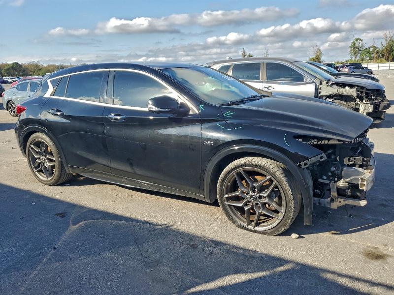 Photo 4 from auction – 2017 INFINITI QX30 BASE with VIN SJKCH5CP9HA026580