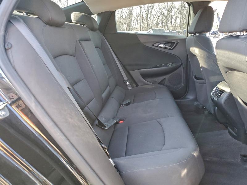 Photo 10 from auction – 2020 CHEVROLET MALIBU LT with VIN 1G1ZD5ST2LF088186