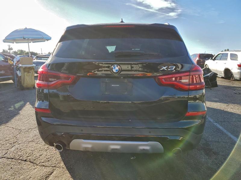 Photo 6 from auction – 2018 BMW X3 XDRIVE3 with VIN 5UXTR9C50JLC74203