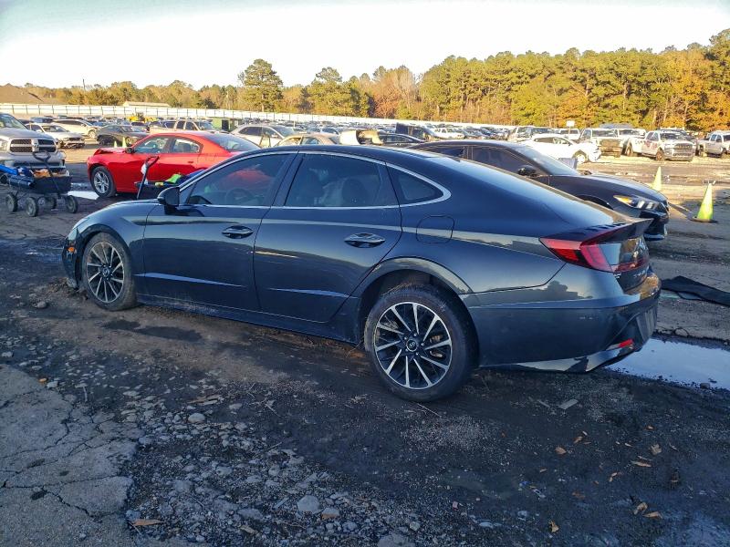 Photo 2 from auction – 2021 HYUNDAI SONATA with VIN 5NPEH4J24MH075993
