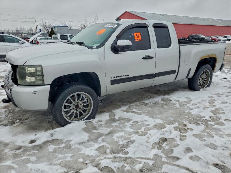 CHEVROLET SILVERADO 2011 with VIN 1GCRCREA0BZ357763 - Photo from auction