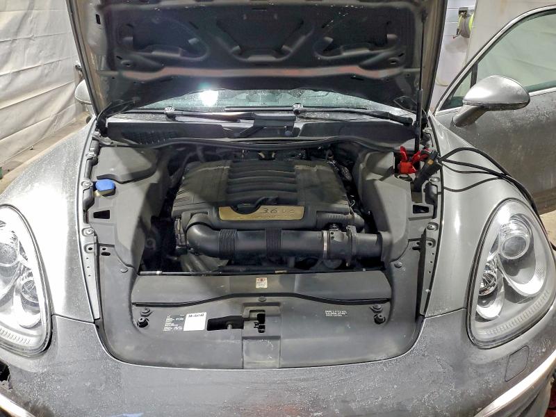 Photo 12 from auction – 2014 PORSCHE CAYENNE with VIN WP1AA2A26ELA94371