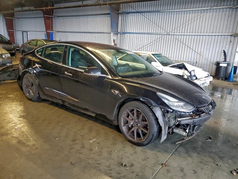 Photo 4 from auction – 2018 TESLA MODEL 3 with VIN 5YJ3E1EB6JF144265