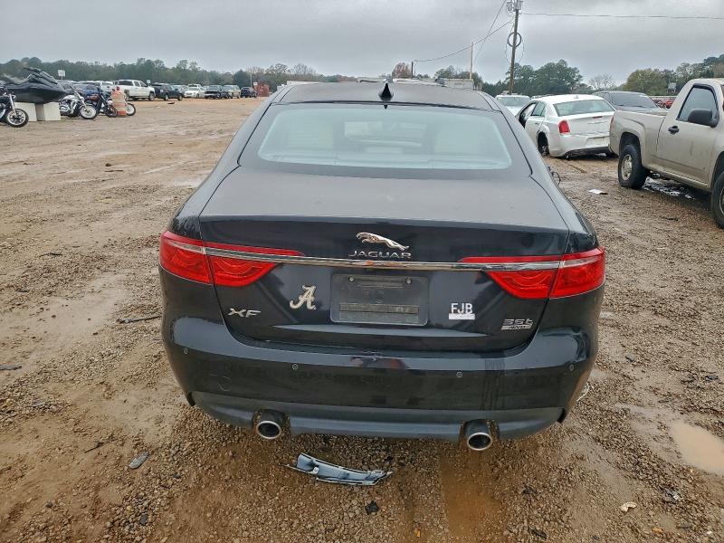 Photo 6 from auction – 2016 JAGUAR XF PREMIUM with VIN SAJBJ4BVXGCY16570