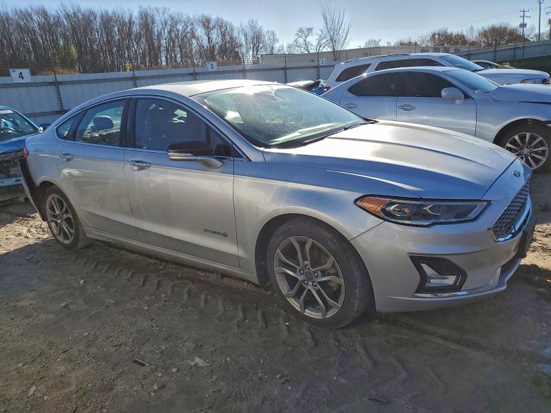 Photo 4 from auction – 2019 FORD FUSION TIT with VIN 3FA6P0RUXKR163145