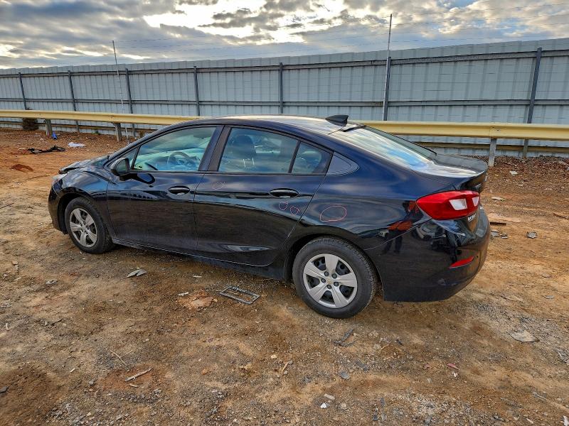 Photo 2 from auction – 2017 CHEVROLET CRUZE LS with VIN 1G1BC5SM2H7182969