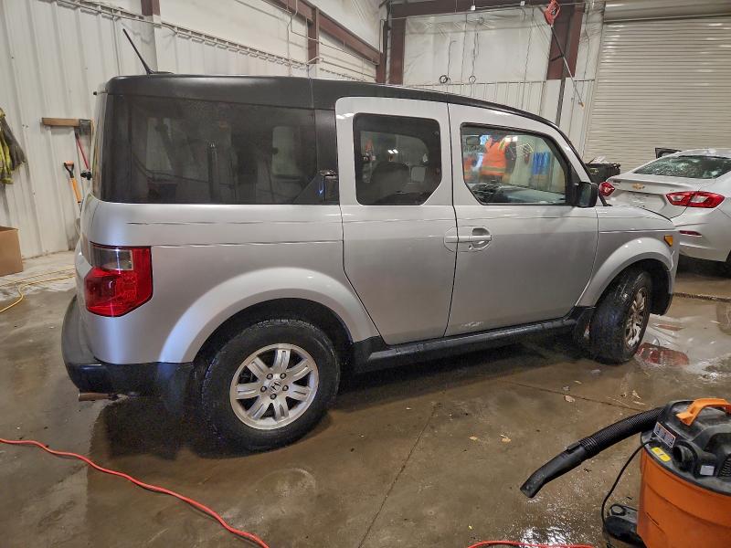 Photo 3 from auction – 2006 HONDA ELEMENT EX with VIN 5J6YH28726L008949