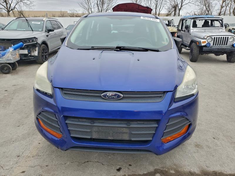 Photo 5 from auction – 2013 FORD ESCAPE S with VIN 1FMCU0F71DUB44401