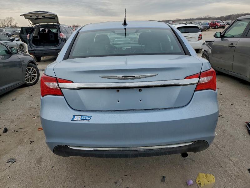 Photo 6 from auction – 2012 CHRYSLER 200 LIMITE with VIN 1C3CCBCBXCN240729