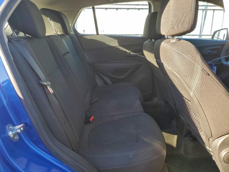 Photo 11 from auction – 2015 CHEVROLET TRAX LS with VIN KL7CJKSB7FB120523