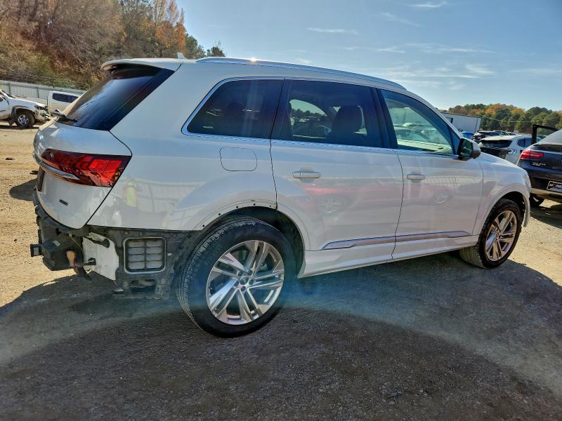 Photo 3 from auction – 2020 AUDI Q7 PREMIUM with VIN WA1LXAF76LD005276