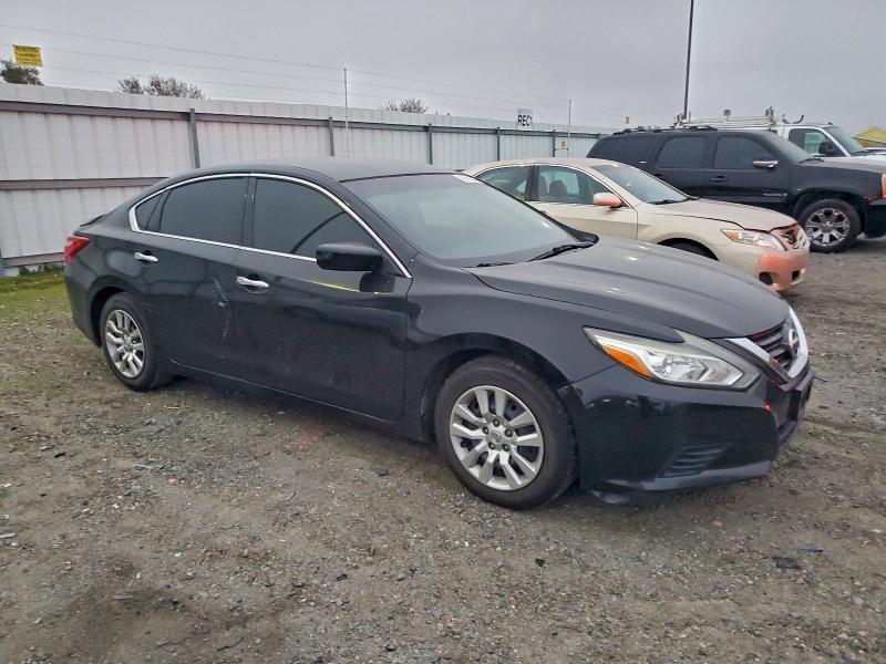 Photo 4 from auction – 2016 NISSAN ALTIMA 2.5 with VIN 1N4AL3AP4GN367821
