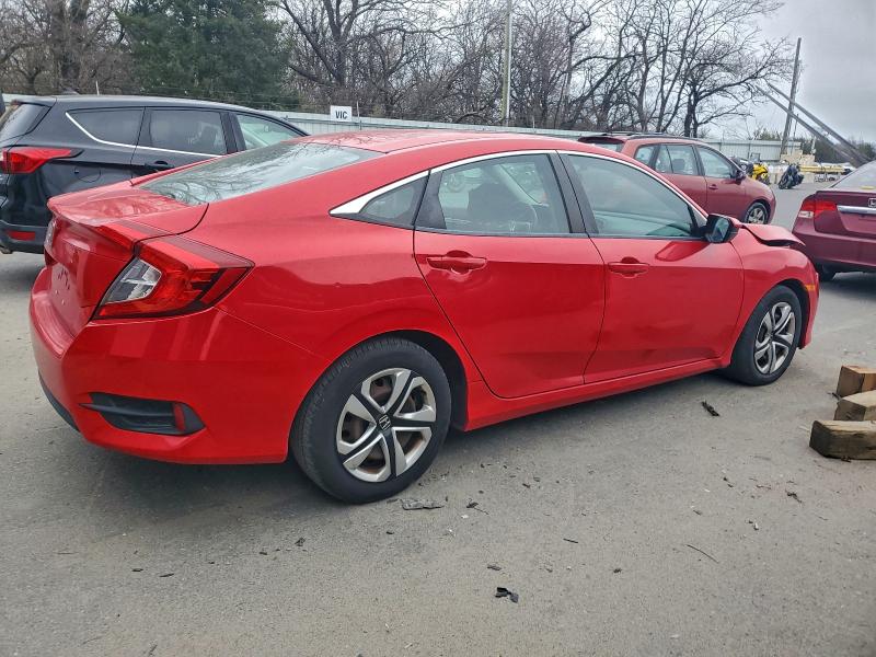 Photo 3 from auction – 2017 HONDA CIVIC LX with VIN 2HGFC2F56HH533625