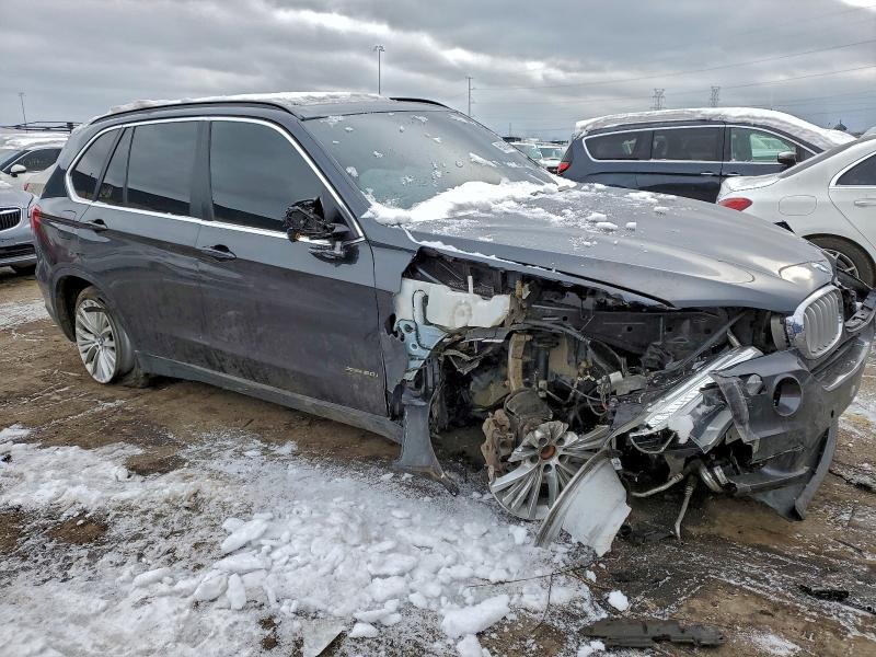 Photo 4 from auction – 2015 BMW X5 XDRIVE5 with VIN 5UXKR6C51F0J77849