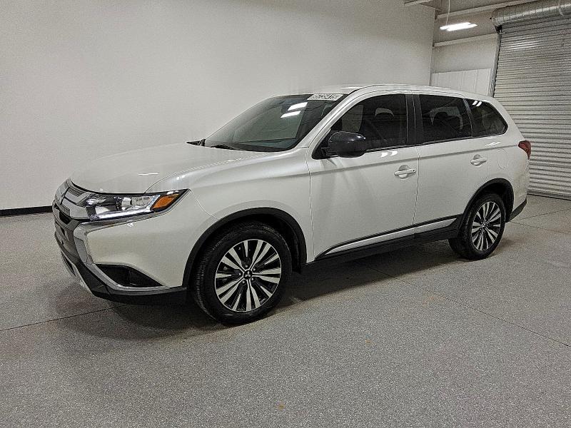 MITSUBISHI OUTLANDER 2020 with VIN JA4AD2A34LZ039942 - Photo from auction