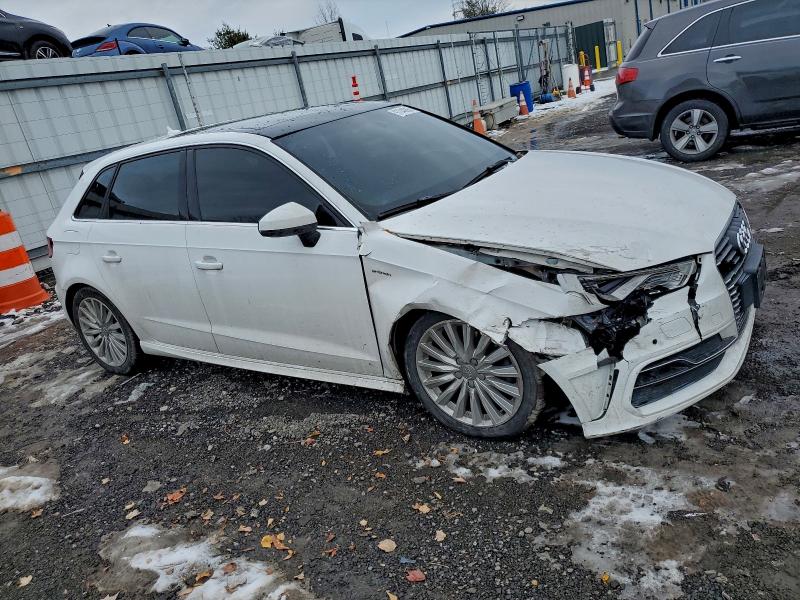 Photo 4 from auction – 2016 AUDI A3 E-TRON with VIN WAUTPBFF2GA100649
