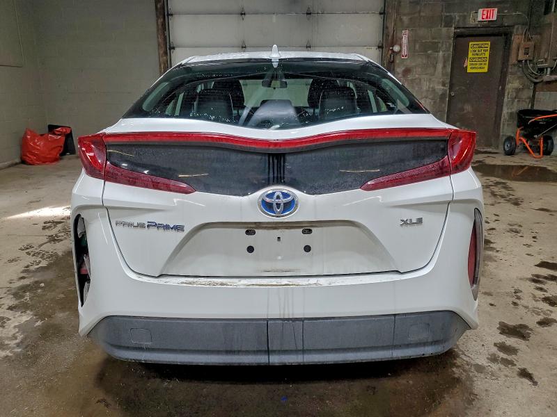 Photo 6 from auction – 2022 TOYOTA PRIUS PRIM with VIN JTDKAMFP3N3201995