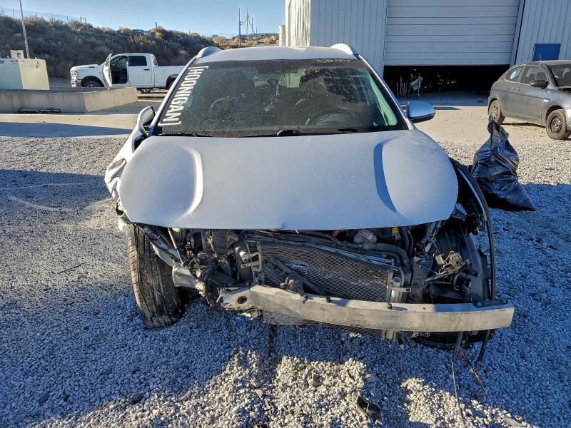 Photo 5 from auction – 2017 KIA NIRO with VIN KNDCB3LC8H5045782