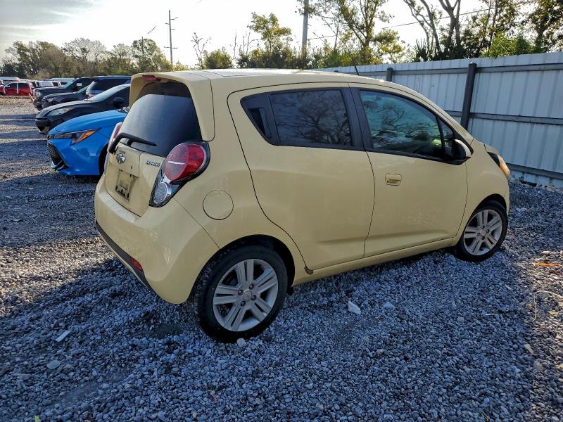 Foto 3 de la subasta – 2014 CHEVROLET SPARK LS con VIN KL8CB6S99EC441419