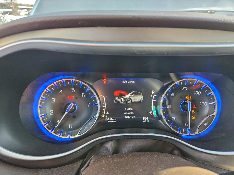 Photo 9 from auction – 2017 CHRYSLER PACIFICA T with VIN 2C4RC1EGXHR560006