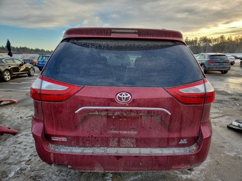 Photo 6 from auction – 2015 TOYOTA SIENNA LE with VIN 5TDJK3DC8FS105380