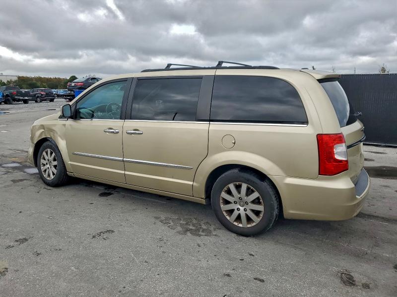 Photo 2 from auction – 2011 CHRYSLER TOWN & COU with VIN 2A4RR5DG0BR682365