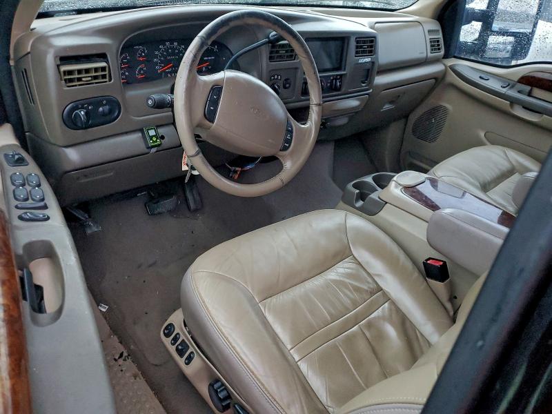 Photo 8 from auction – 2000 FORD EXCURSION with VIN 1FMSU43F4YEB84731