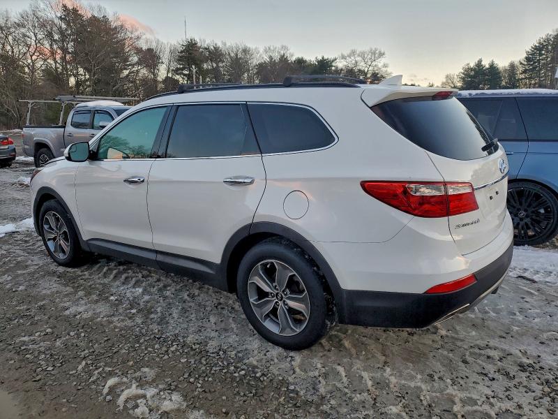 Photo 2 from auction – 2016 HYUNDAI SANTA FE S with VIN KM8SMDHF5GU163013