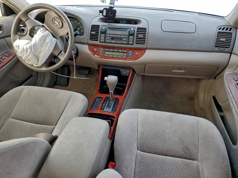 Photo 8 from auction – 2004 TOYOTA CAMRY LE with VIN 4T1BE30K64U313142