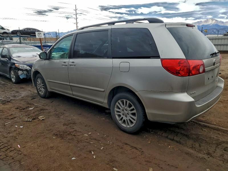 Photo 2 from auction – 2010 TOYOTA SIENNA LE with VIN 5TDJK4CC3AS032533