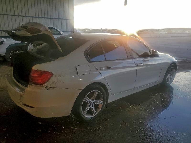 Photo 3 from auction – 2014 BMW 320 I with VIN WBA3B1G54ENS81144
