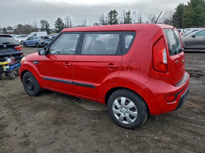 Photo 2 from auction – 2013 KIA SOUL with VIN KNDJT2A53D7559315
