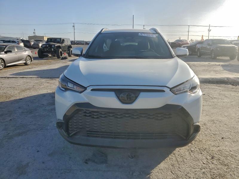 Photo 5 from auction – 2023 TOYOTA COROLLA CR with VIN 7MUFBABG3PV001810