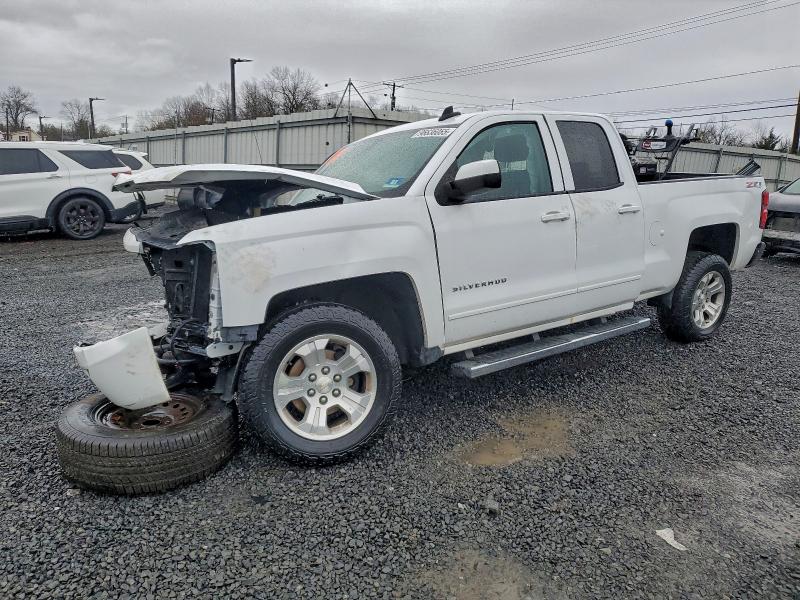 CHEVROLET SILVERADO 2017 with VIN 1GCVKREC9HZ276322 - Photo from auction