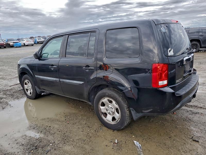 Photo 2 from auction – 2012 HONDA PILOT LX with VIN 5FNYF3H25CB026690
