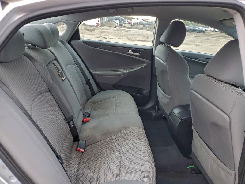 Photo 10 from auction – 2014 HYUNDAI SONATA GLS with VIN 5NPEB4AC7EH879362
