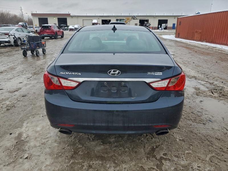 Photo 6 from auction – 2013 HYUNDAI SONATA SE with VIN 5NPEC4AC2DH608253