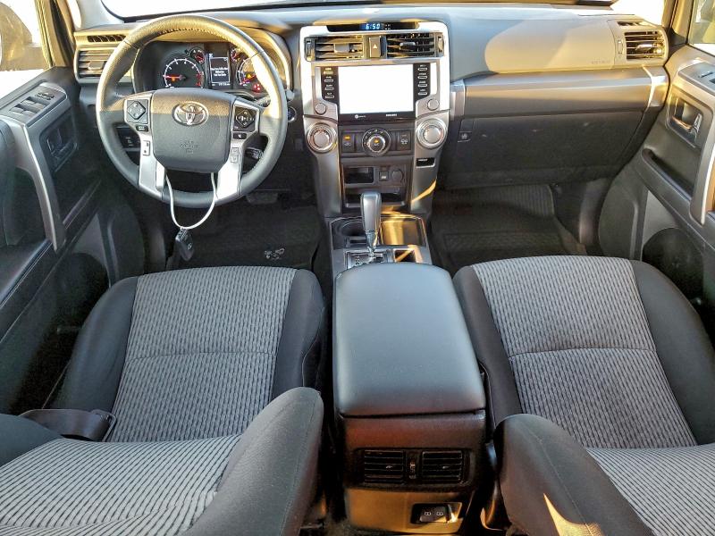 Photo 8 from auction – 2024 TOYOTA 4RUNNER SR with VIN JTEEU5JR8R5312891