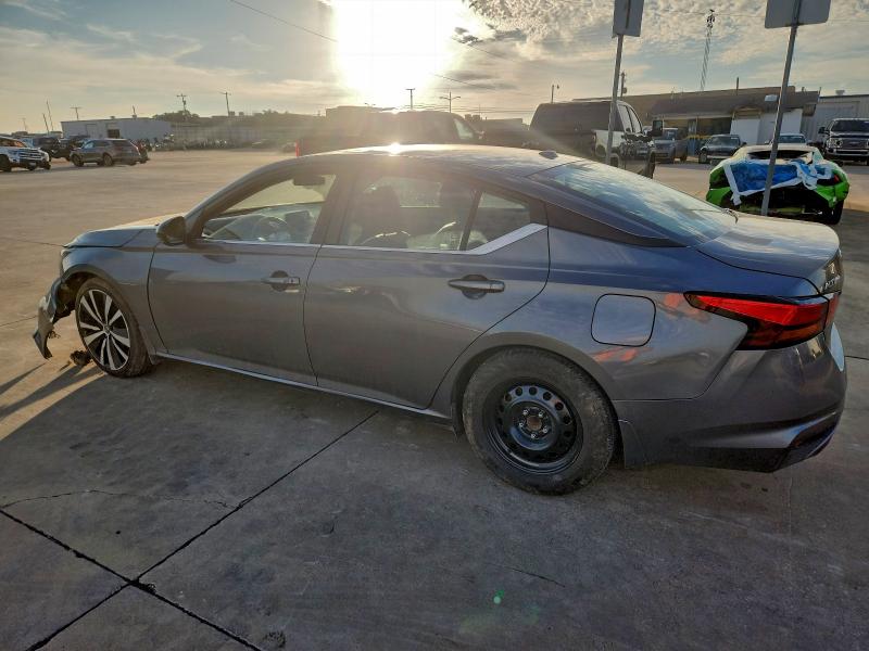 Photo 2 from auction – 2019 NISSAN ALTIMA SR with VIN 1N4BL4CV3KN314817