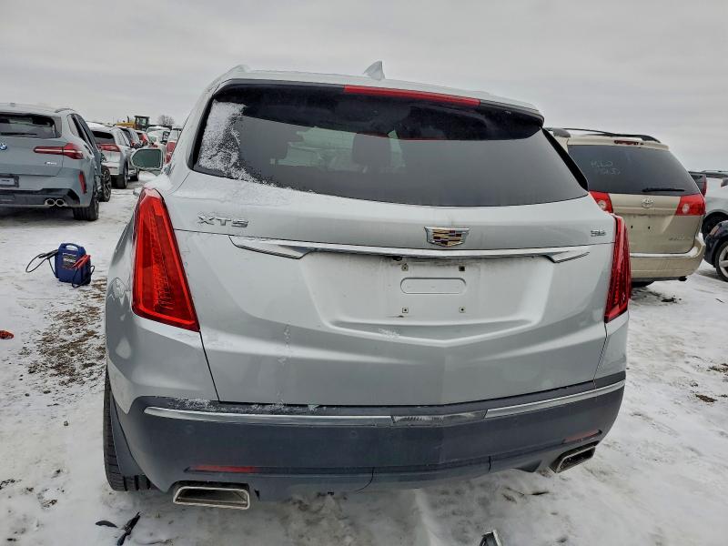 Photo 6 from auction – 2017 CADILLAC XT5 PREMIU with VIN 1GYKNCRS5HZ169044
