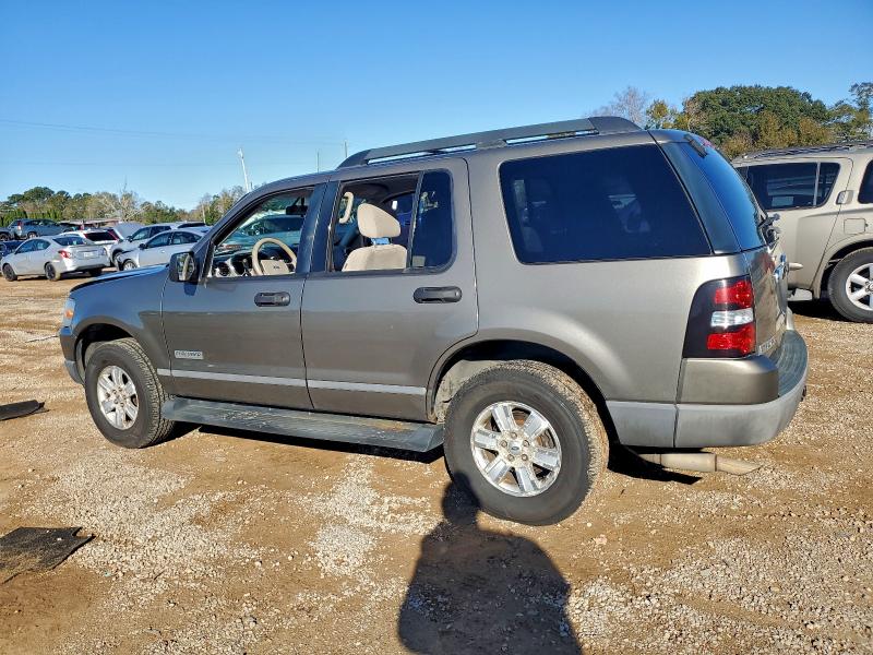 Photo 2 from auction – 2006 FORD EXPLORER X with VIN 1FMEU62EX6ZA09567