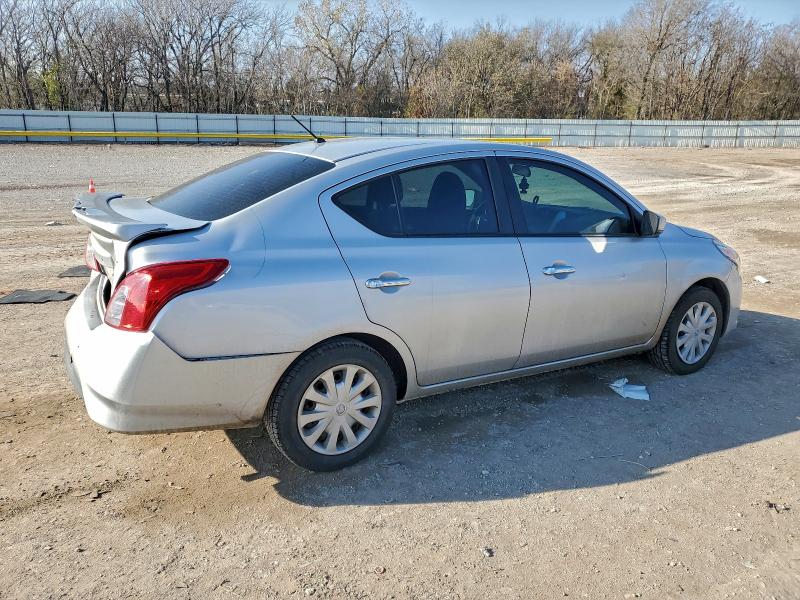 Photo 3 from auction – 2019 NISSAN VERSA S with VIN 3N1CN7AP4KL852475