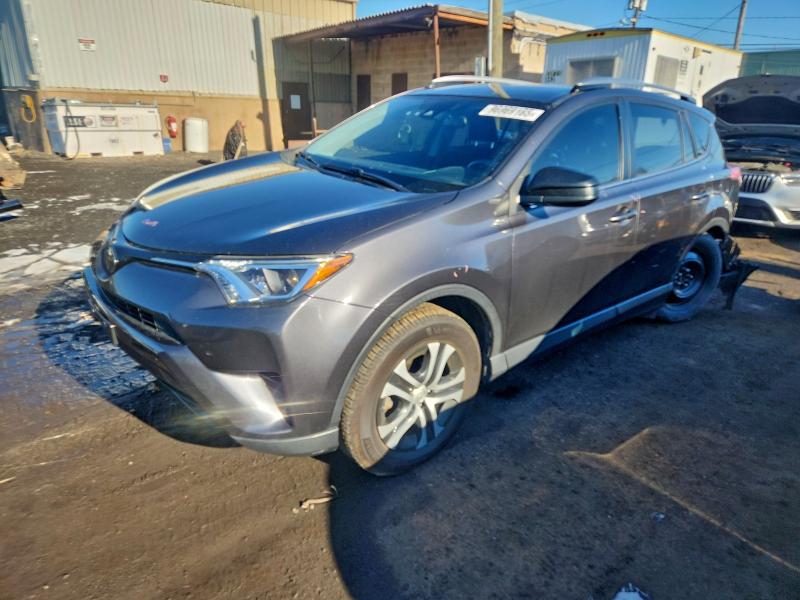 TOYOTA RAV4 LE 2018 with VIN JTMZFREV8JJ200098 - Photo from auction