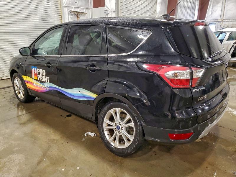Photo 2 from auction – 2017 FORD ESCAPE SE with VIN 1FMCU9GD1HUE16234