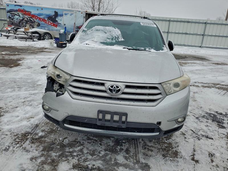 Photo 5 from auction – 2011 TOYOTA HIGHLANDER with VIN 5TDDK3EH0BS088575
