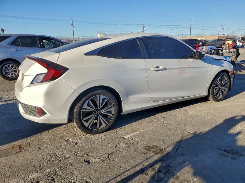 Photo 3 from auction – 2016 HONDA CIVIC EX with VIN 2HGFC3B36GH359323