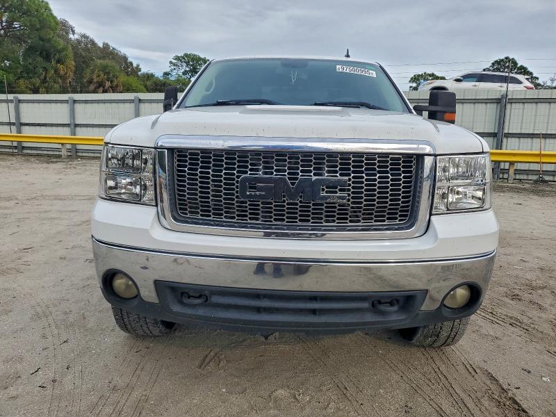 Photo 5 from auction – 2008 GMC SIERRA C15 with VIN 3GTEC13J98G213494