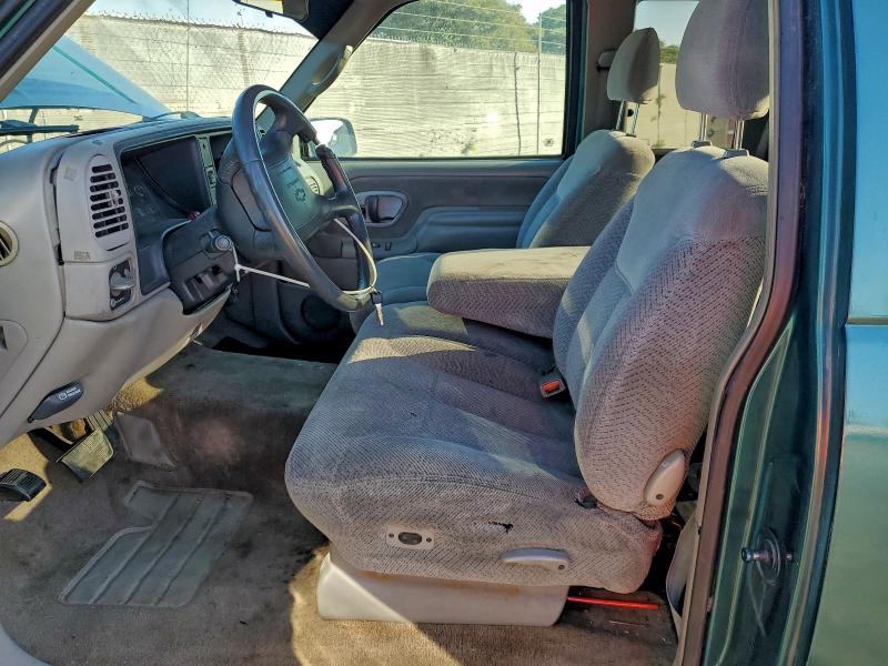 Photo 7 from auction – 1995 CHEVROLET GMT-400 C1 with VIN 2GCEC19H2S1191472