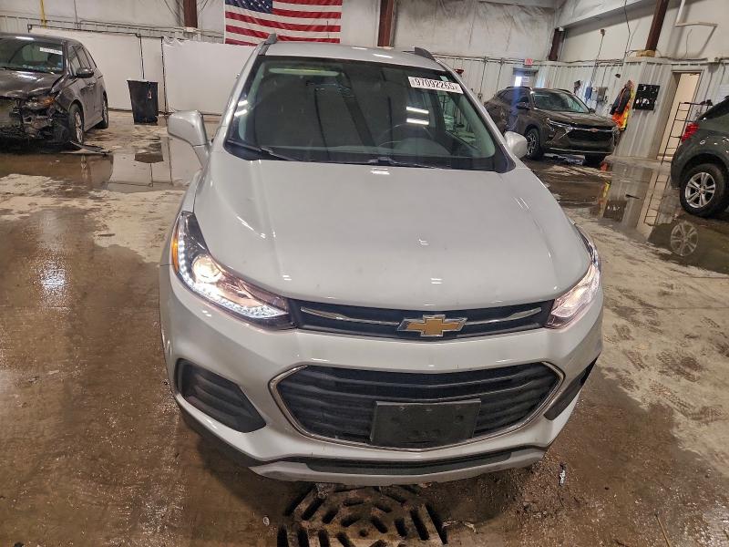 Photo 5 from auction – 2020 CHEVROLET TRAX 1LT with VIN 3GNCJLSB4LL201022